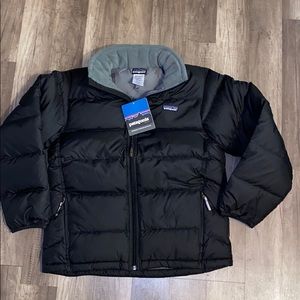 ✅PATAGONIA Boys DOWN JACKET✅